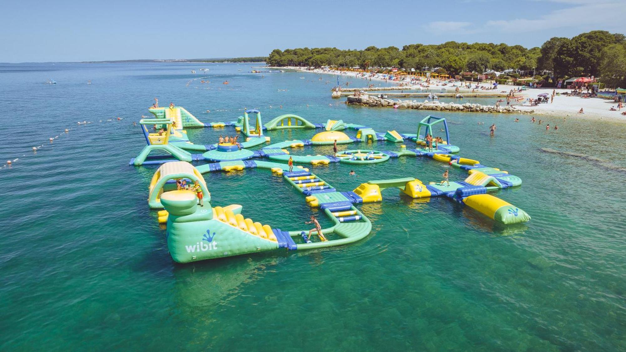 Camping Bi-Village - Roan Valbandon Bagian luar foto